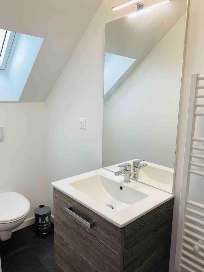Agreable Appartement Entierement Refait Neuf แชร์บูร์ก อ็อง กงต็องแต็ง ภายนอก รูปภาพ